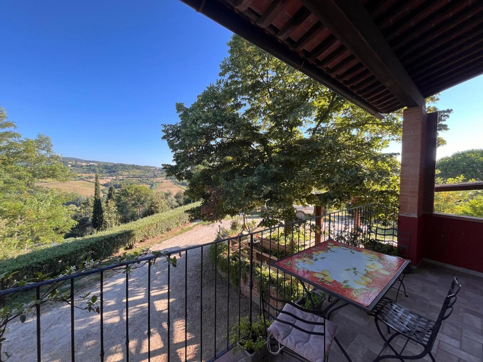 Podere Orzale Agri Hospitality Usigliano Exterior photo